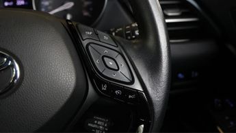 Toyota C-HR DESIGN