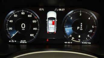 Volvo XC60 B4 R-DESIGN AWD
