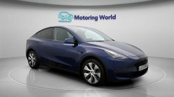 Tesla Model Y LONG RANGE AWD