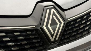 Renault Clio TECHNO E-TECH