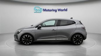 Renault Clio TECHNO E-TECH