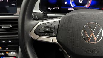 Volkswagen T-Roc LIFE TSI DSG