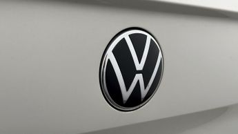 Volkswagen T-Roc LIFE TSI DSG