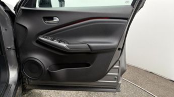 Nissan Juke DIG-T N-CONNECTA DCT