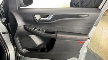 Ford Kuga ST-LINE EDITION