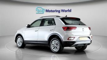 Volkswagen T-Roc LIFE TSI DSG