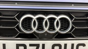 Audi A4 TFSI S LINE BLACK EDITION