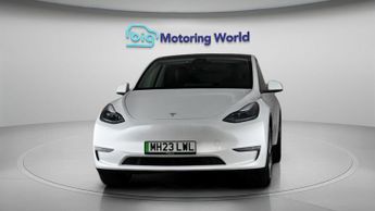Tesla Model Y LONG RANGE AWD