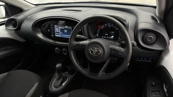 Toyota Aygo X VVT-I PURE