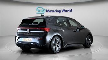 CUPRA Born V1