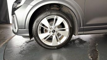 Audi Q2 TFSI S LINE