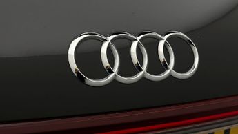 Audi Q4 e-tron SPORT