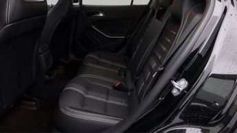 Mercedes-Benz GLA GLA 180 URBAN EDITION