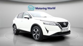 Nissan Qashqai DIG-T N-CONNECTA DCT
