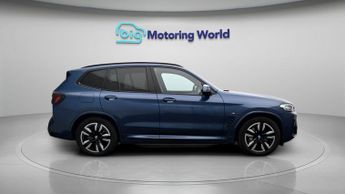 BMW iX3 M SPORT