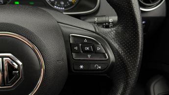 MG MG ZS EXCLUSIVE
