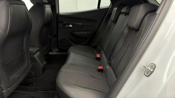 Peugeot 2008 PURETECH EAT8 S/S GT