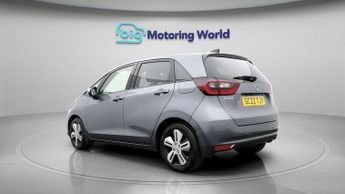Honda Jazz I-MMD EX