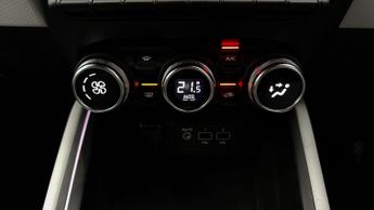 Renault Clio TECHNO E-TECH