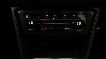 Volkswagen Tiguan R-LINE TSI DSG
