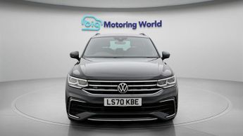 Volkswagen Tiguan R-LINE TSI DSG
