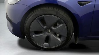 Tesla Model 3 MODEL 3