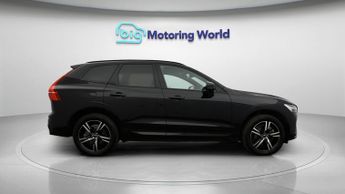Volvo XC60 RECHARGE T6 R-DESIGN AWD