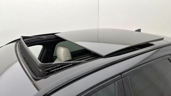 Jaguar F-PACE R-DYNAMIC SE BLACK
