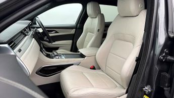 Jaguar F-PACE R-DYNAMIC SE BLACK