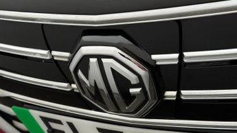 MG MG5 EXCLUSIVE