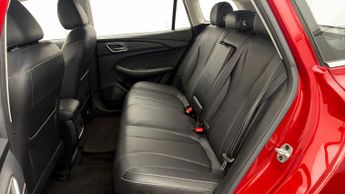 MG MG5 EXCLUSIVE