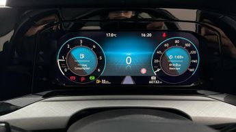 Volkswagen Golf LIFE TDI DSG