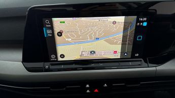 Volkswagen Golf LIFE TDI DSG