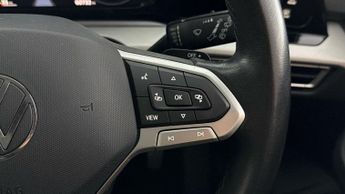 Volkswagen Golf LIFE TDI DSG
