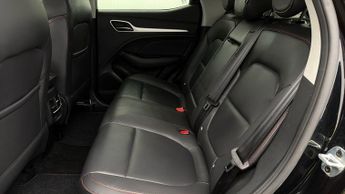 MG MG ZS TROPHY CONNECT