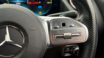 Mercedes-Benz EQA EQA 350 4MATIC AMG LINE