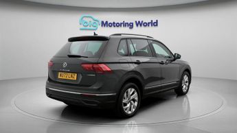 Volkswagen Tiguan LIFE TSI DSG