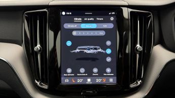 Volvo XC60 RECHARGE T6 PLUS AWD