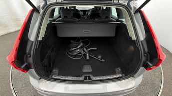 Volvo XC60 RECHARGE T6 PLUS AWD