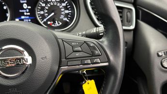 Nissan Qashqai DIG-T ACENTA PREMIUM DCT