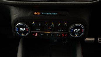 Ford Kuga ST-LINE X EDITION