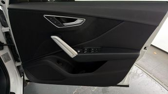 Audi Q2 TFSI S LINE