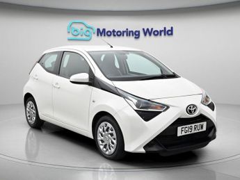 Toyota AYGO VVT-I X-PLAY
