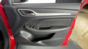 MG MG ZS EXCLUSIVE T-GDI