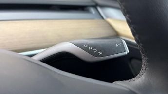 Tesla Model Y BASE