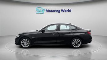 BMW 3 Series 330E SE PRO