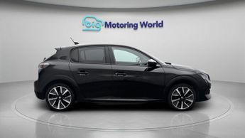 Peugeot E-208 GT PREMIUM