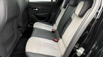 Peugeot E-208 GT PREMIUM