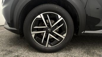 Nissan Juke DIG-T N-CONNECTA DCT