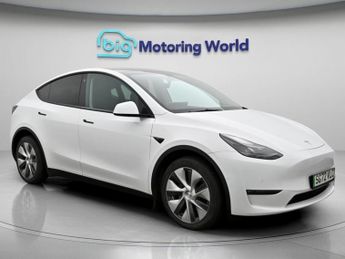 Tesla Model Y LONG RANGE AWD